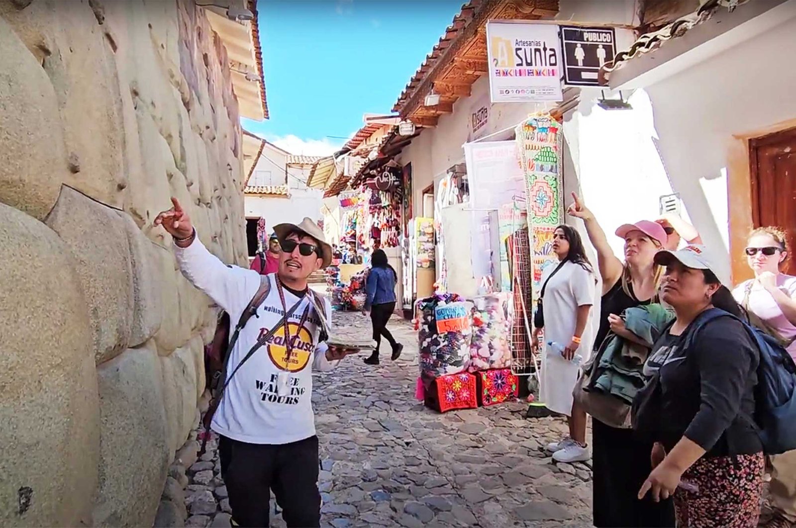 free walking tour Cusco guiado piedra 12 angulos